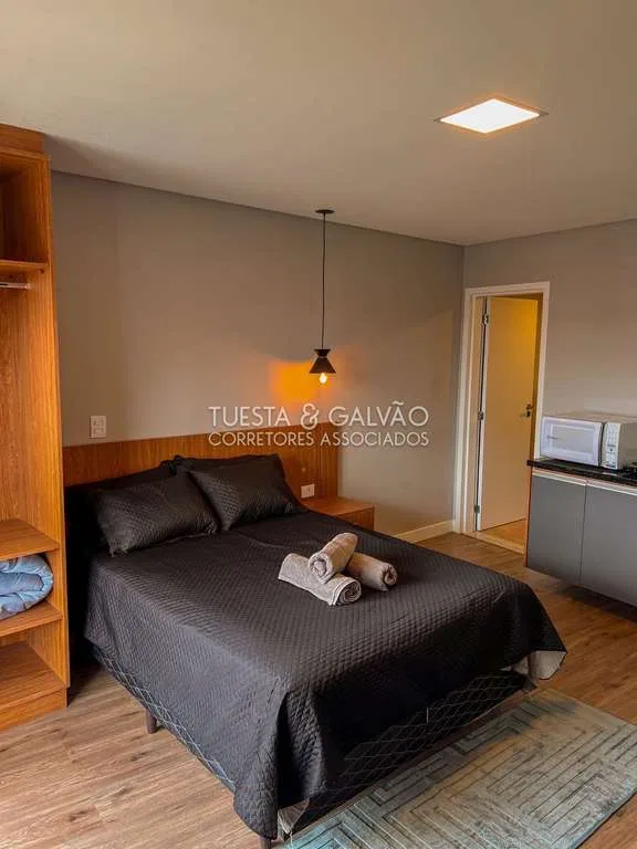 Furnished studio 31 m² with desk and private bath — photo 5