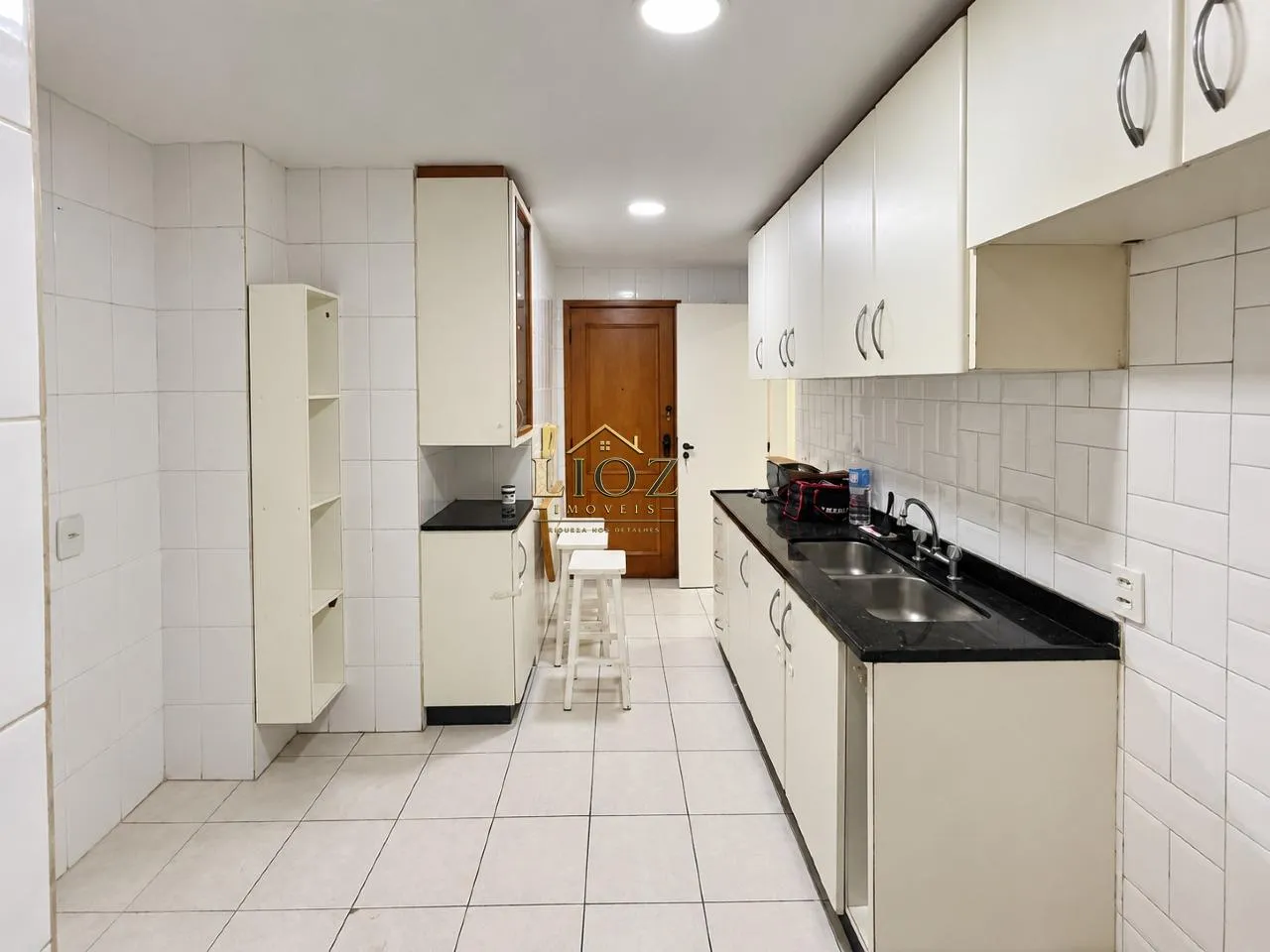 Apartamento de 4 quartos em condomínio com piscina — photo 12