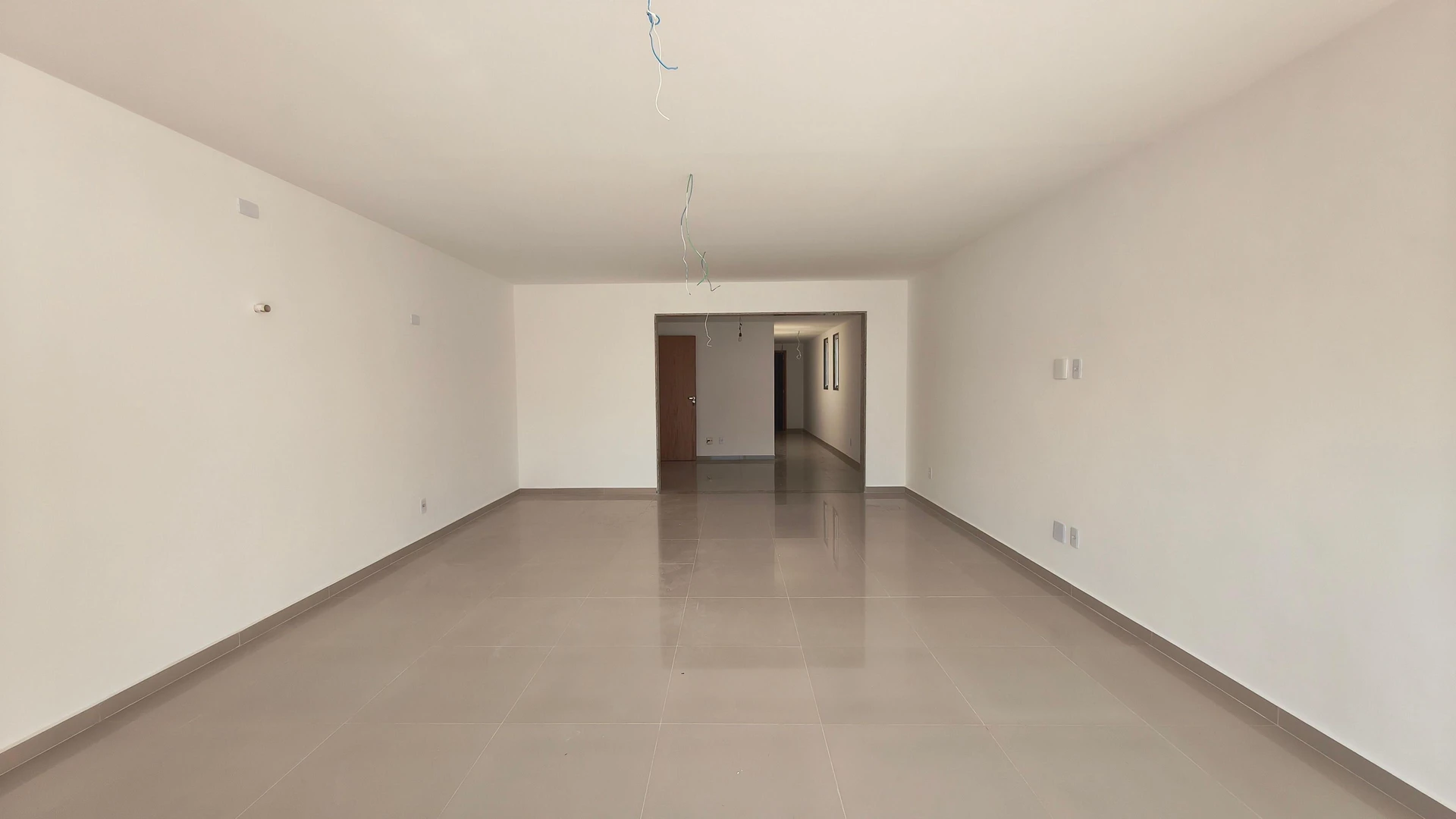 Apartamento com 2 quartos e varanda — photo 26