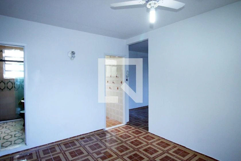 2-bedroom apartment in a building with a gym — photo 24