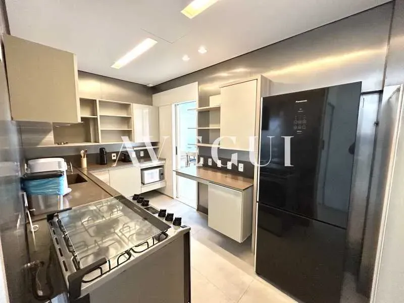 Duplex penthouse with 3 bedrooms and 5 bathrooms — photo 27