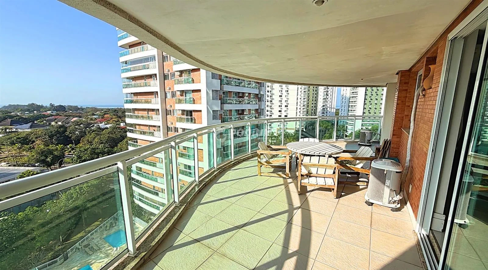 Apartamento mobiliado com 3 quartos e 168 m² — photo 5