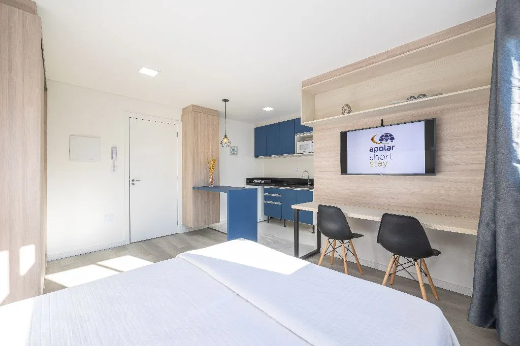 Furnished studio, 24 m², with a home office