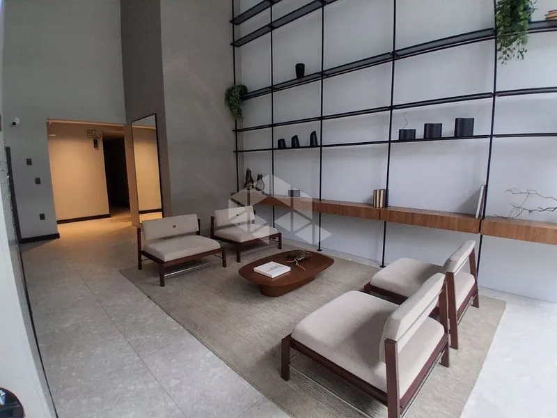 1 quarto e janelas do piso ao teto: apartamento de 45 m²