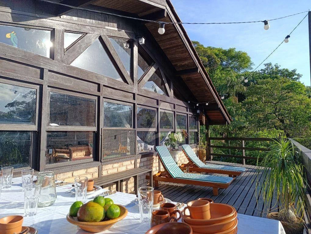 Furnished house with 6 bedrooms and a private garden
