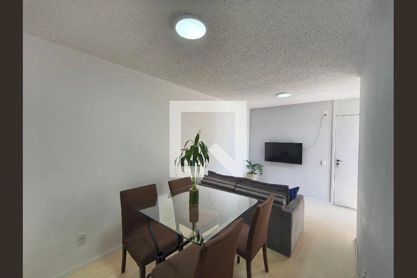 Apartamento mobiliado de 2 quartos em condomínio com piscina — photo 3