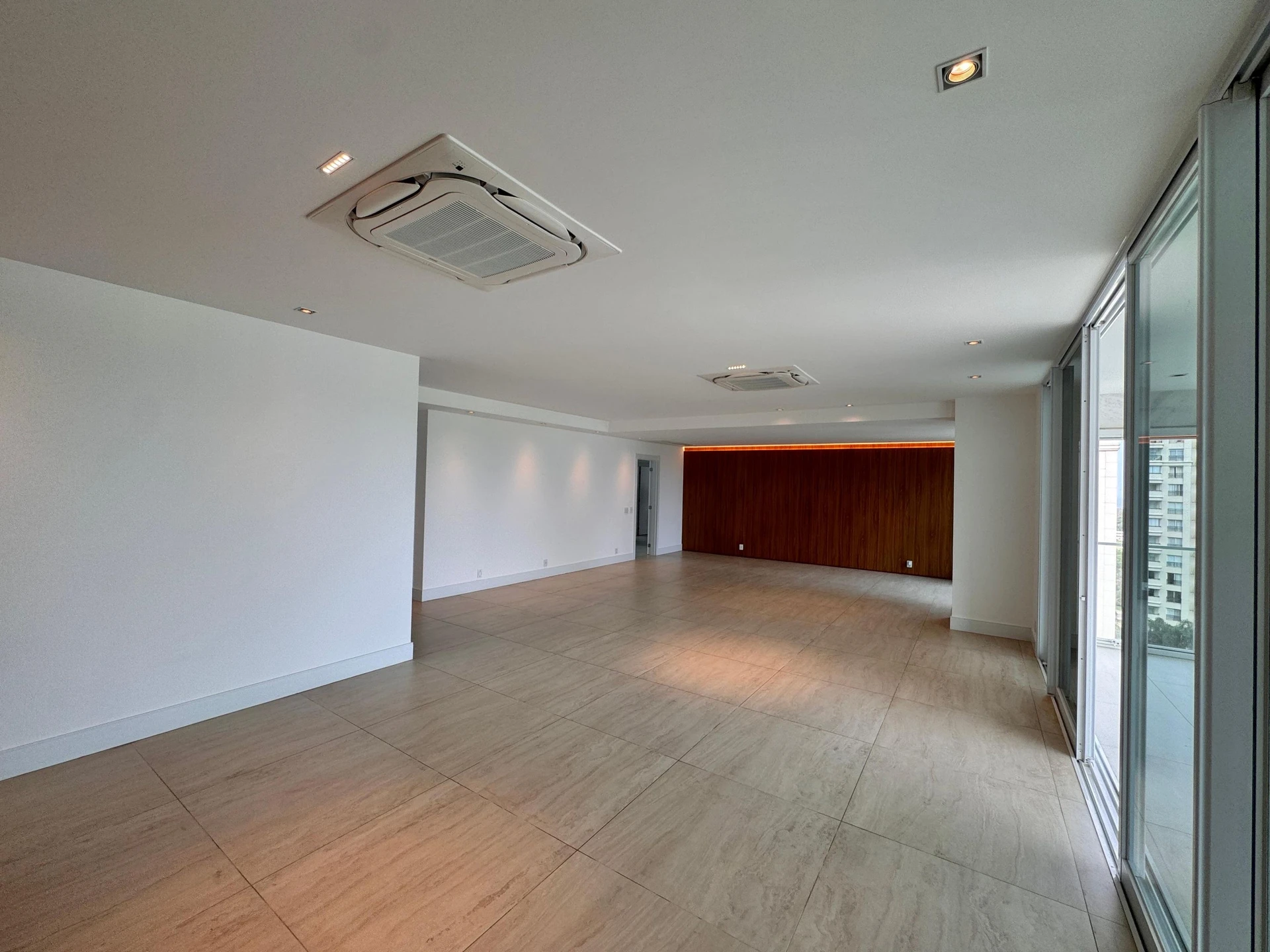 Apartamento mobiliado com 3 suítes e 4 vagas — photo 78