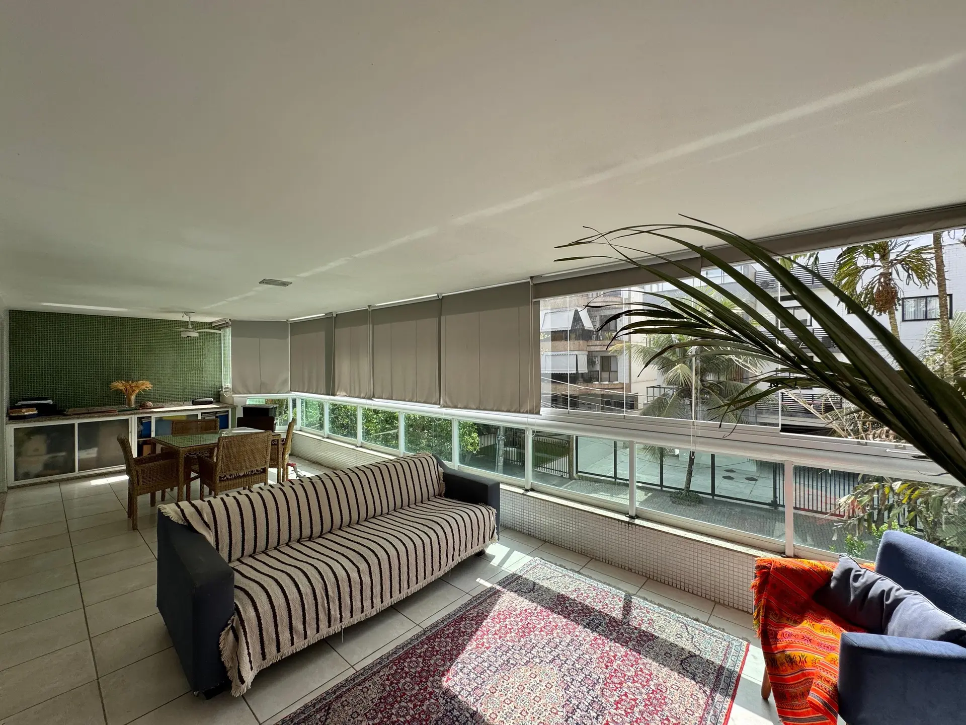 Apartamento mobiliado, 132 m², com varanda envidraçada — photo 3