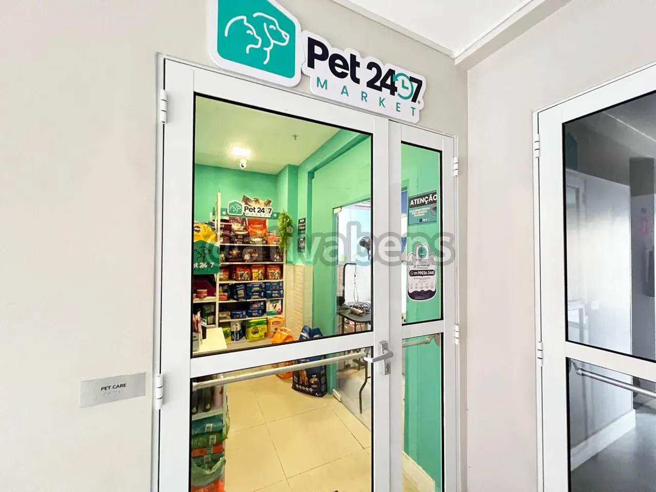 Furnished 1-bedroom apartment with 37 m² on the 19th floor — photo 13