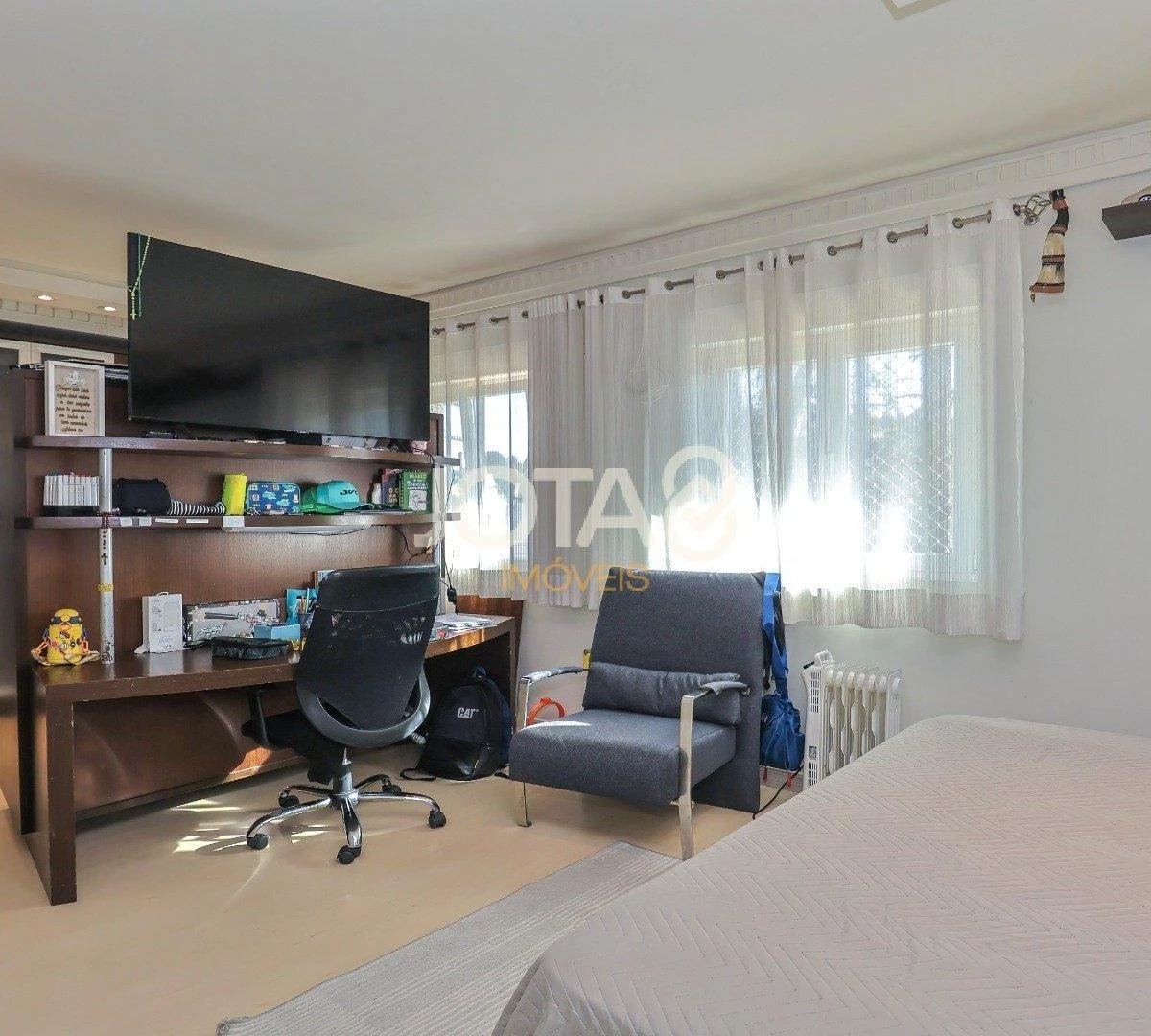 House with 5 suites, 8 baths and 6 parking spaces — photo 7