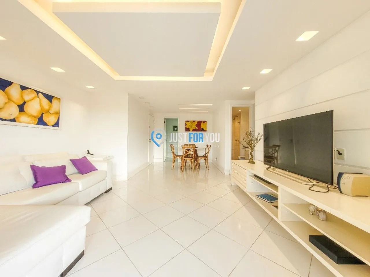 3-bedroom apartment 110 m² with enclosed balcony — photo 12