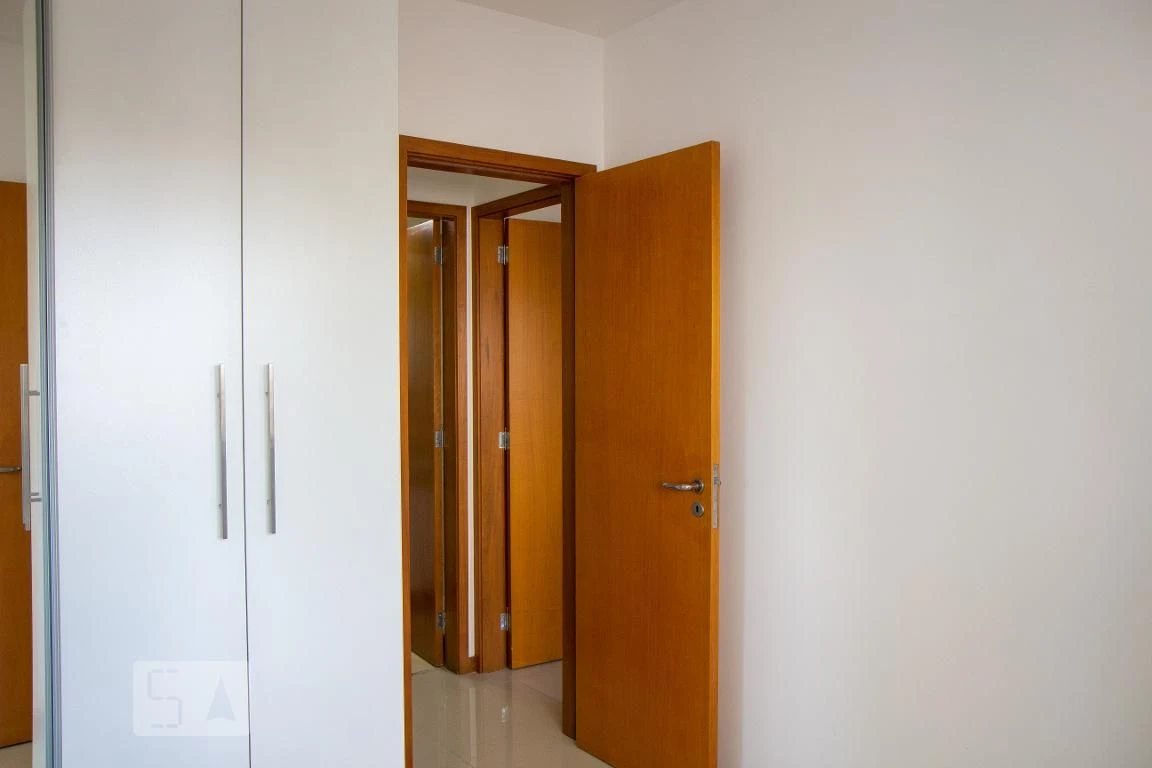 Apartment with 2 bedrooms and a balcony, 1 en-suite — photo 26