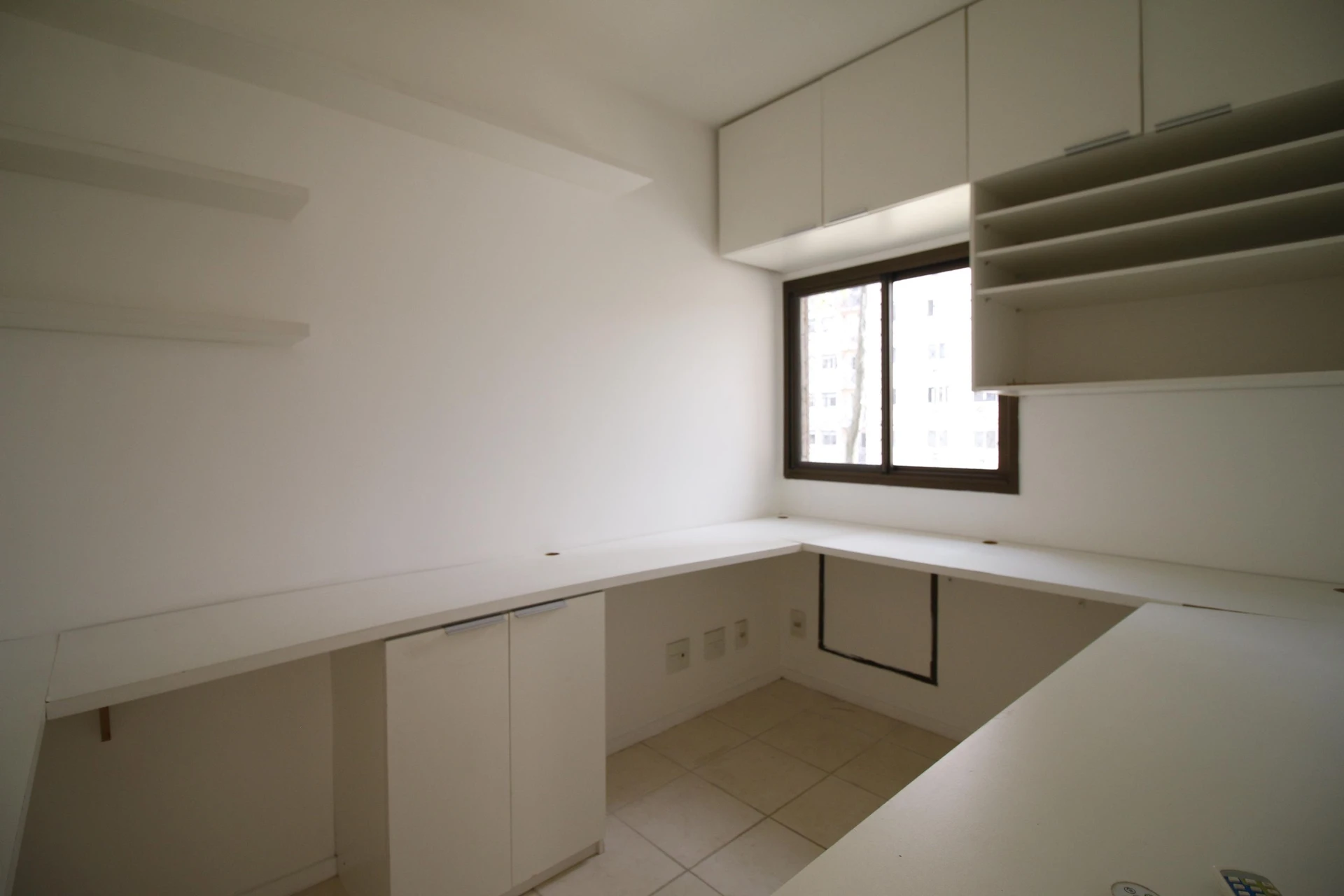 Apartamento de 4 quartos com vista para as montanhas — photo 34