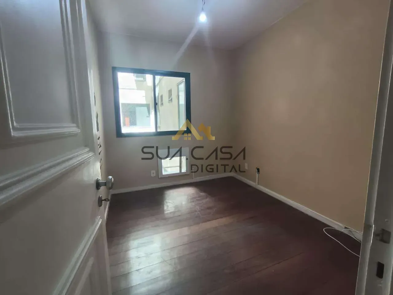 Apartamento de 4 quartos com 2 vagas e box de vidro — photo 14
