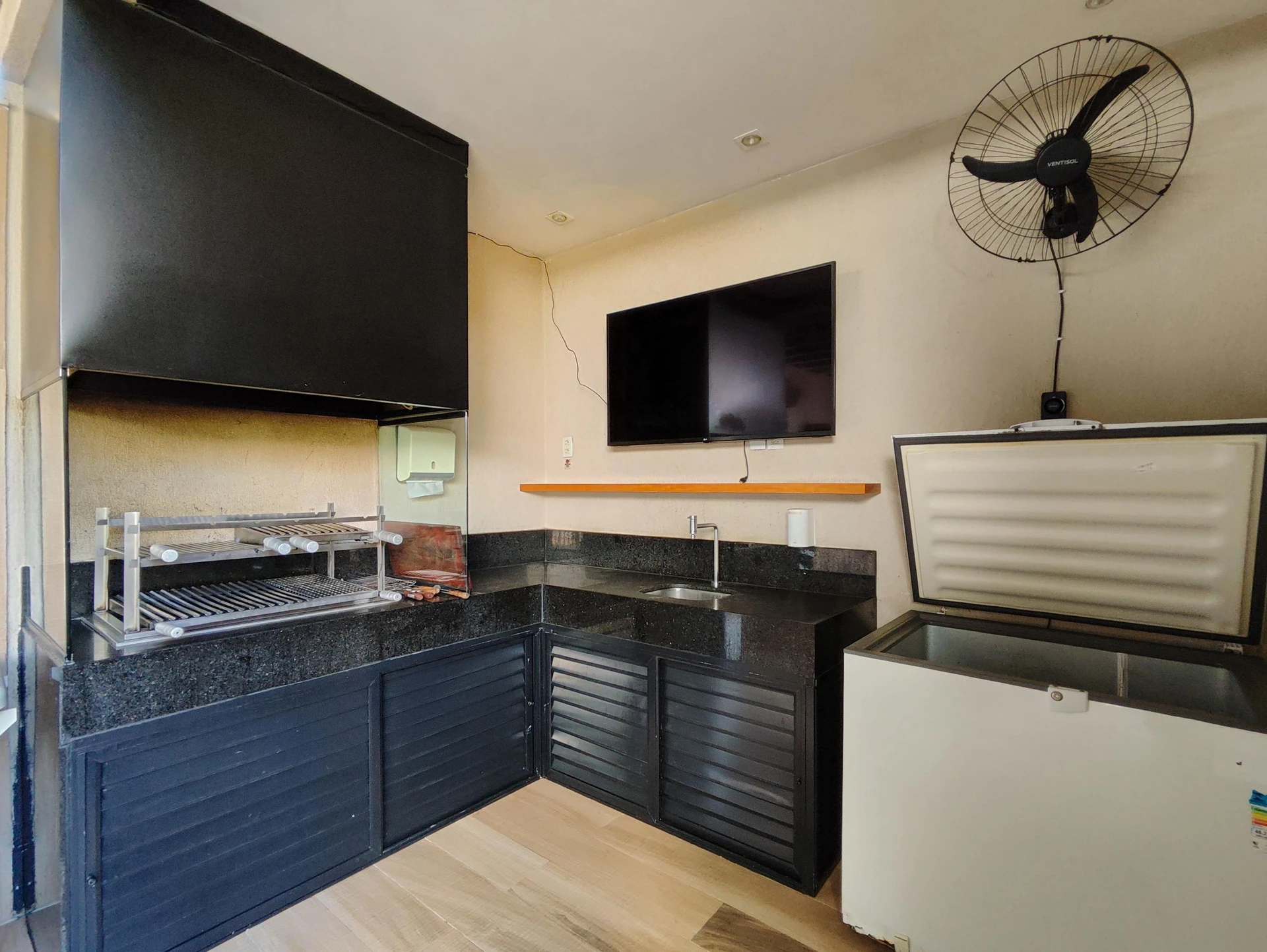 3-bedroom apartment with a dishwasher — photo 30