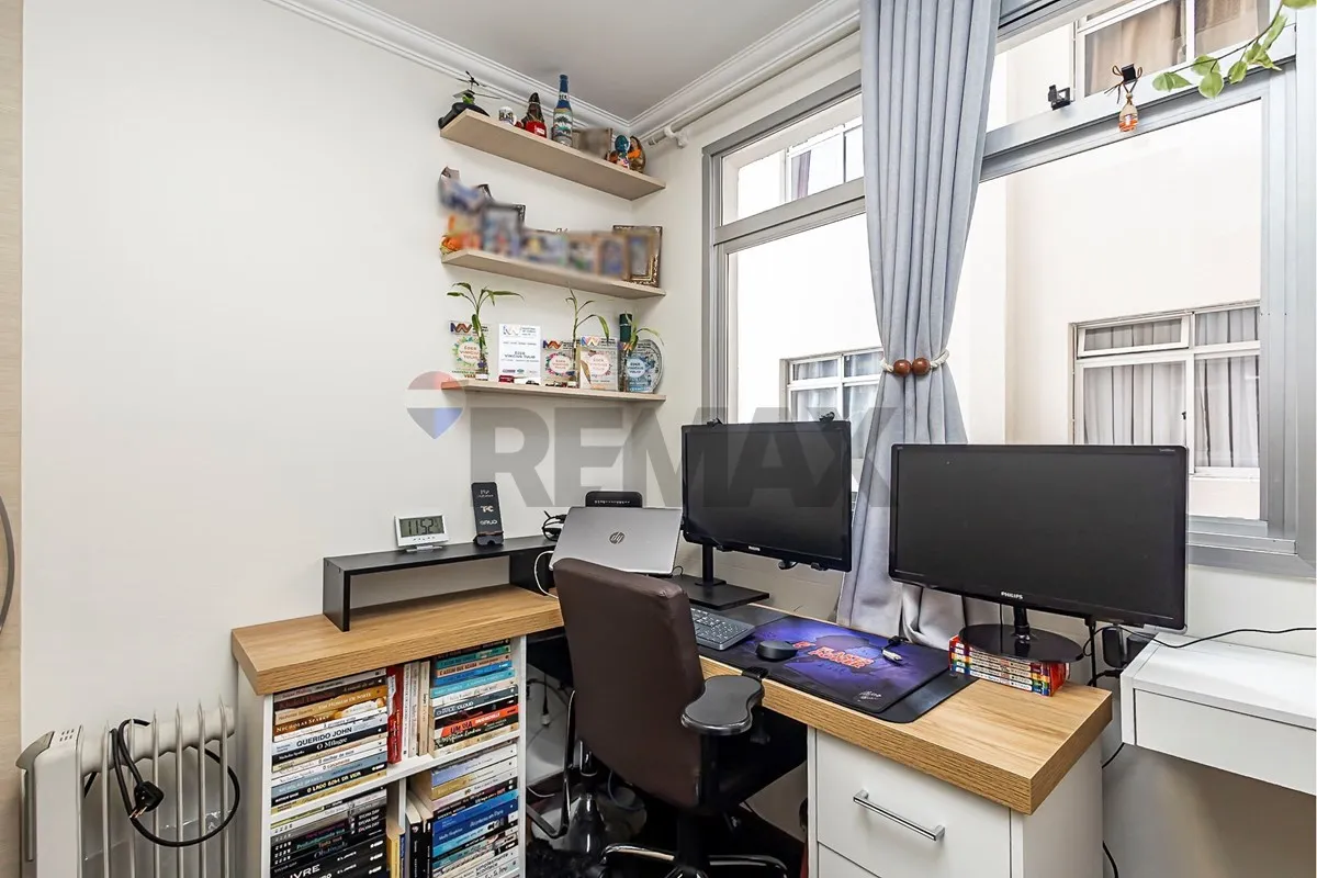 67 m² apartment with a washing machine and a bathtub — photo 11