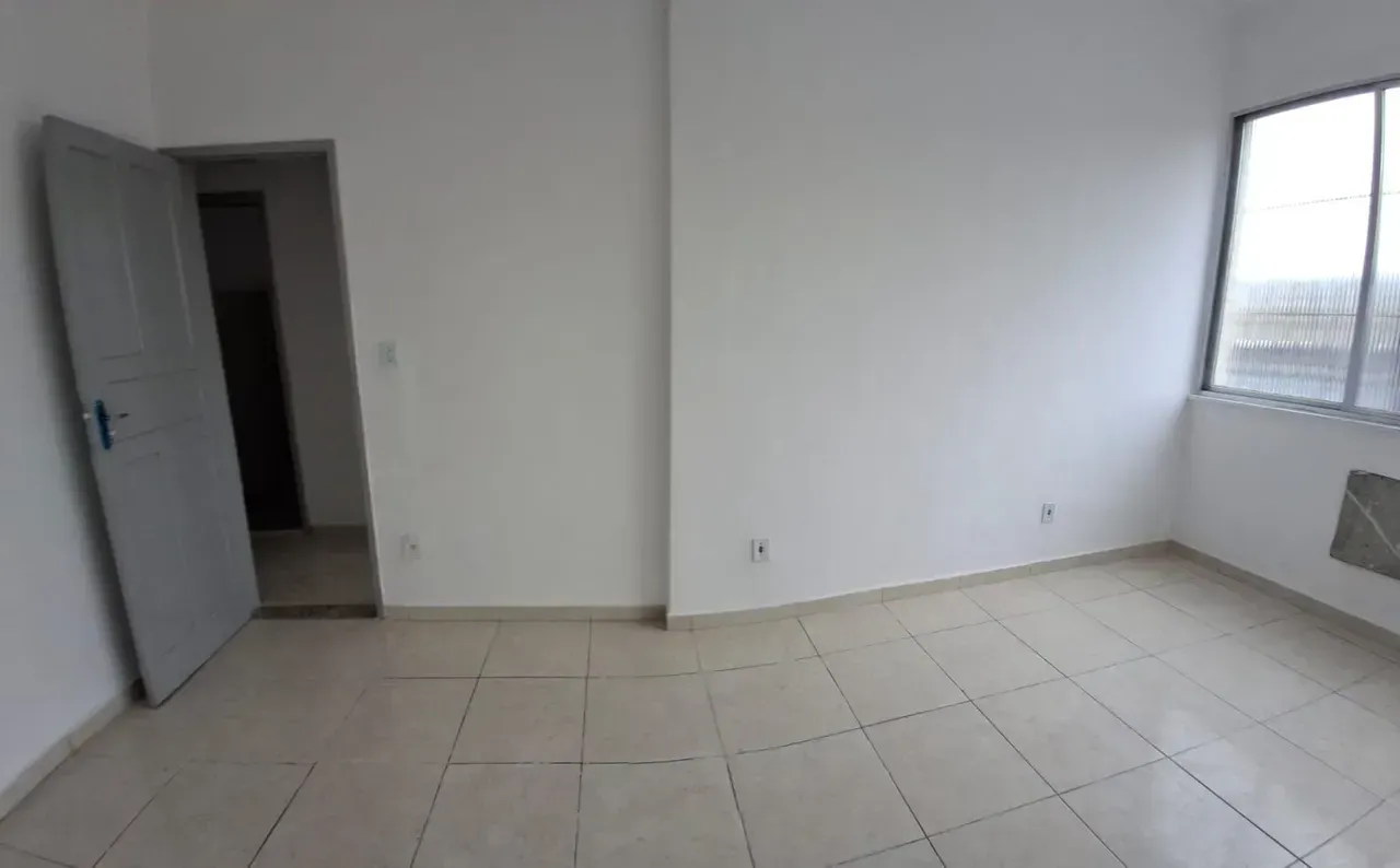 2-bedroom apartment with 1 bathroom, no parking — photo 14