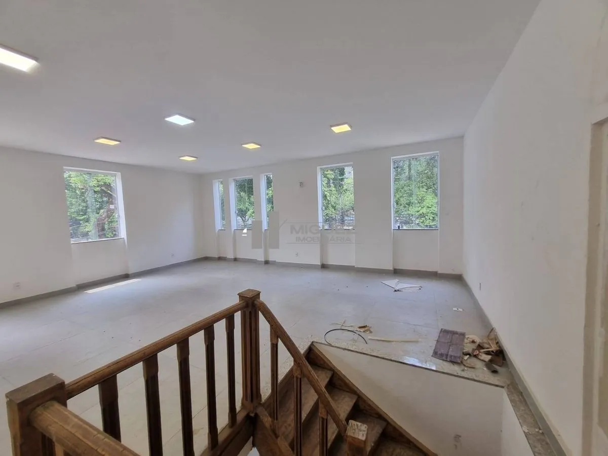 Unfurnished rental house with 1 bedroom and 6 baths 401 m² — photo 34