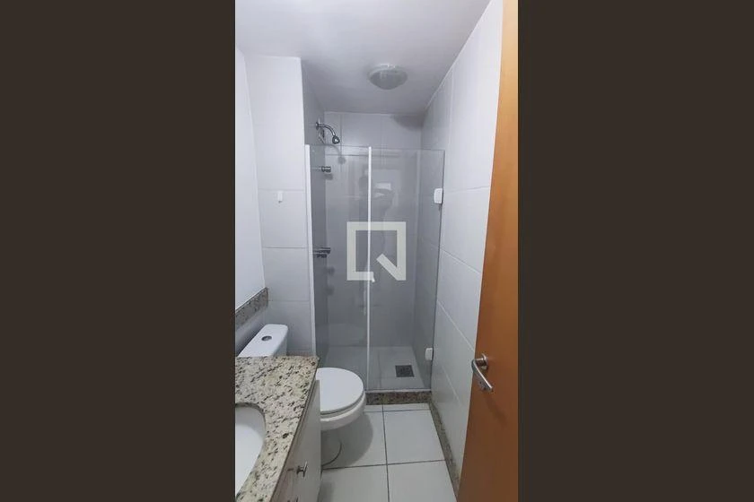3-bedroom apartment in a building with a gym — photo 48