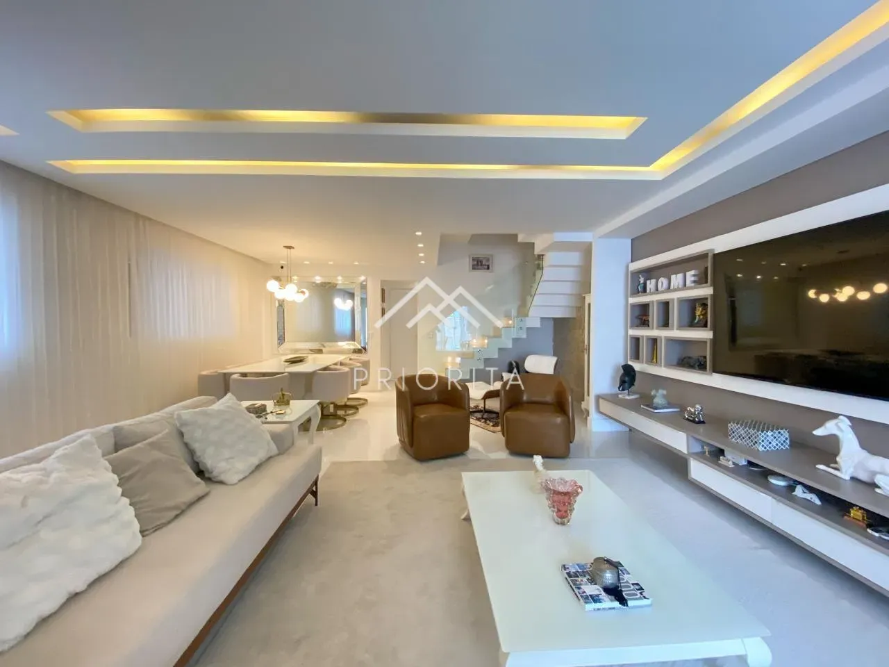 Furnished house with 4 bedrooms and open-air pool