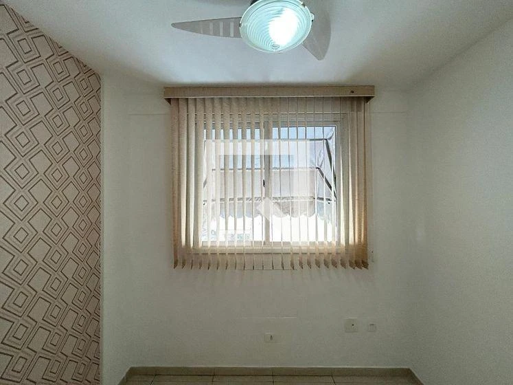 Засклений балкон та 3 спальні: будинок 96 м² — photo 19