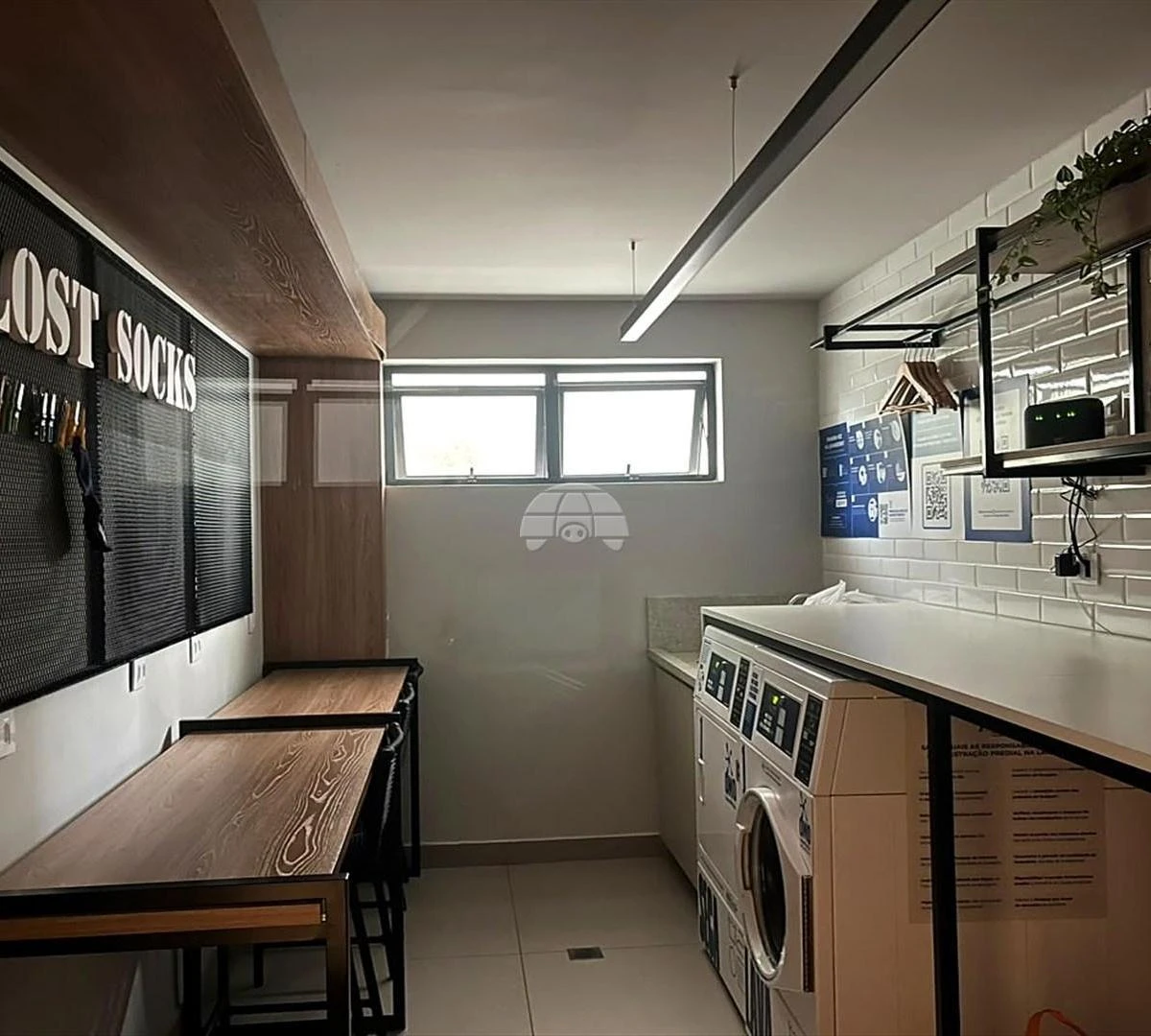 Departamento de 2 dormitorios con ventanales de piso a techo — photo 25