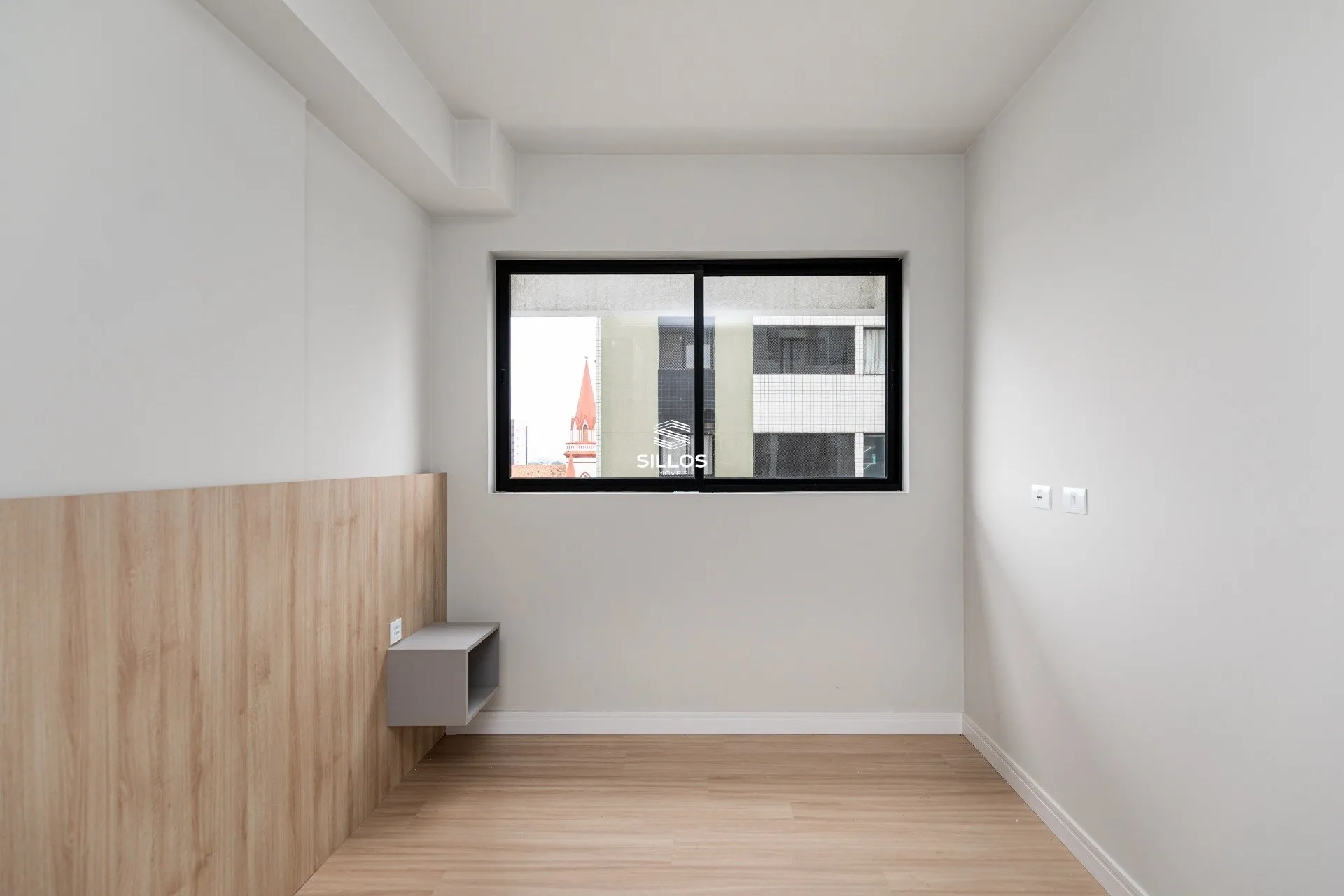 Apartment on the 8th floor with a home office — photo 4