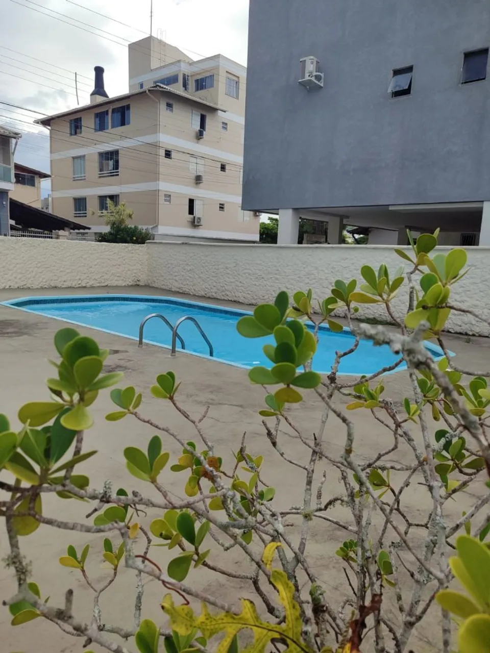 2-bedroom apartment with a washing machine in Florianópolis — photo 10