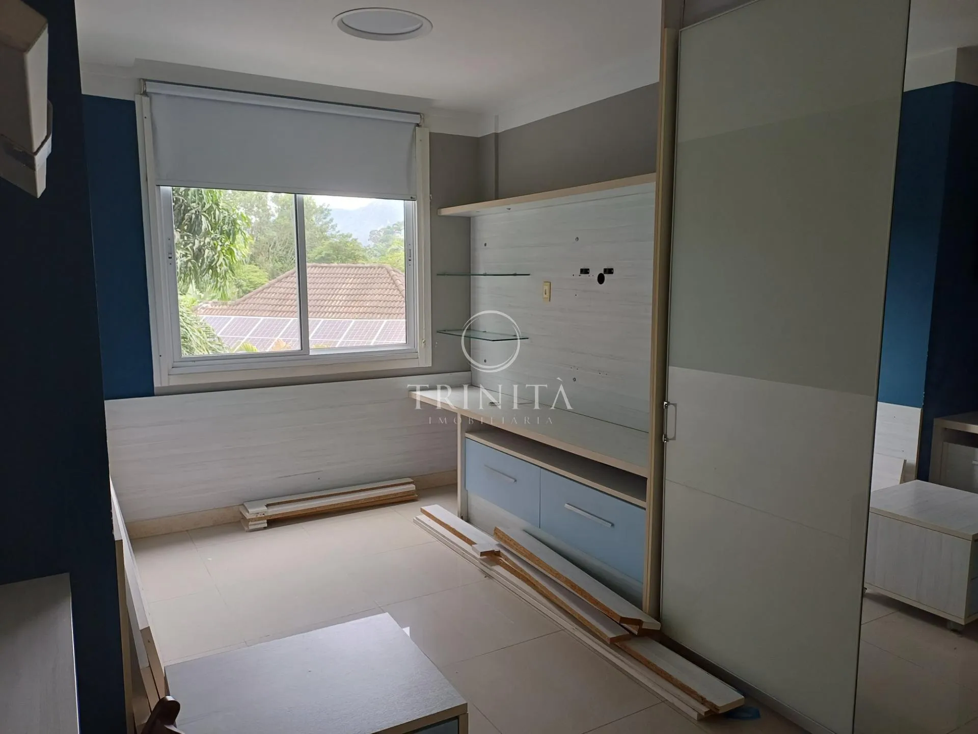 House, 490 m², with a grill on the balcony — photo 76