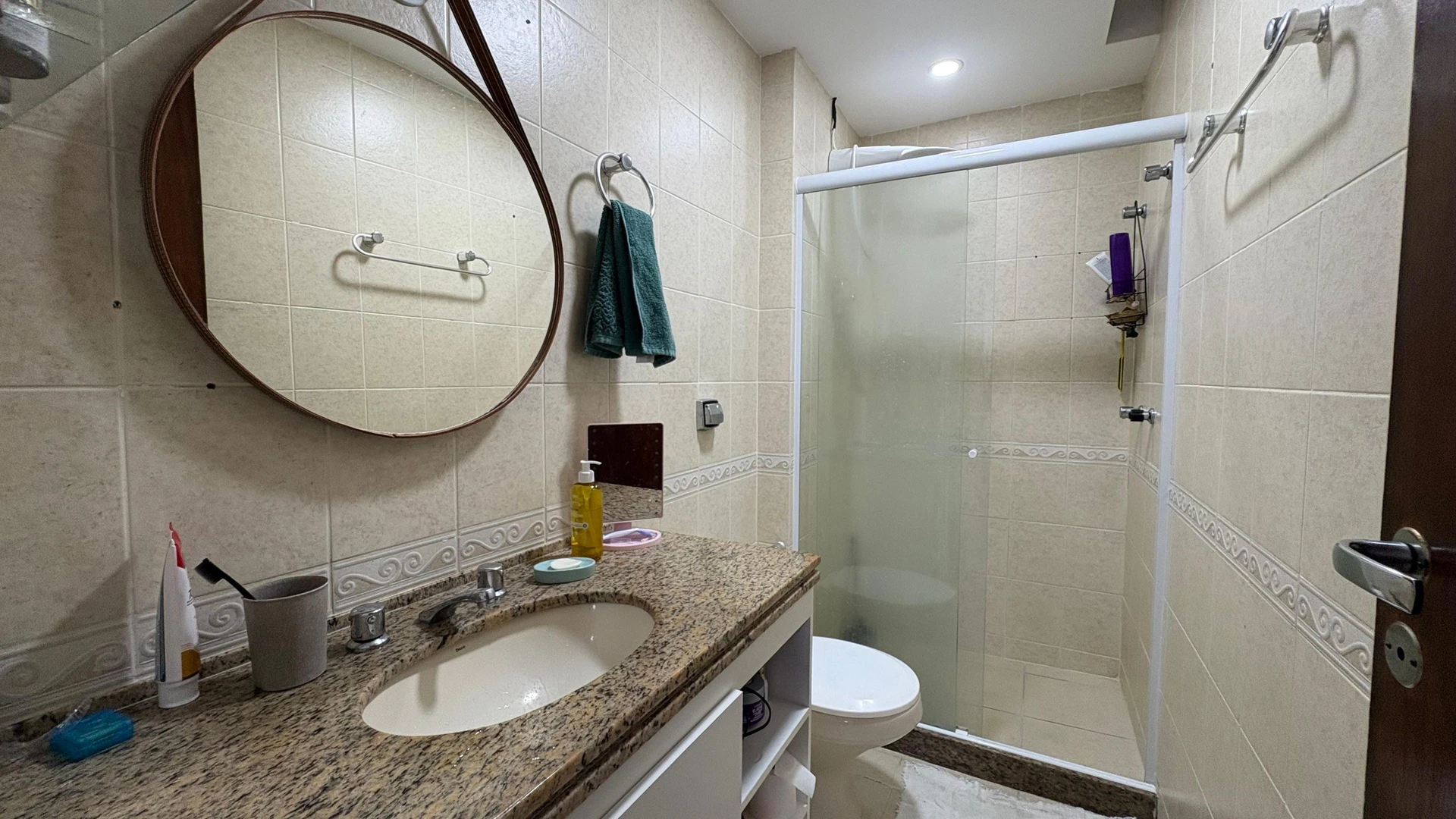 Furnished apartment, 114 m², with a jacuzzi — photo 35