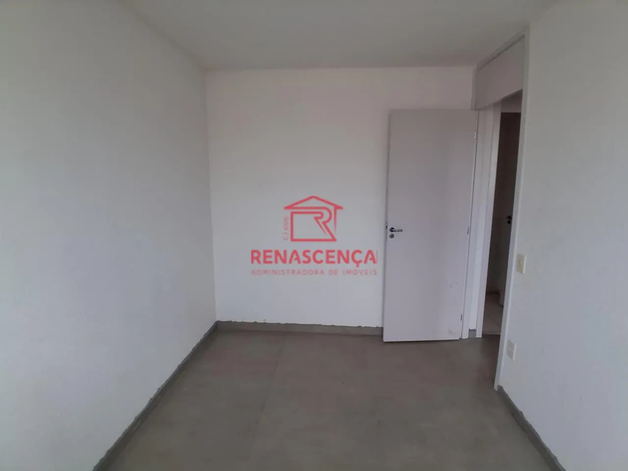 2-bedroom apartment in a building with a pool — photo 23