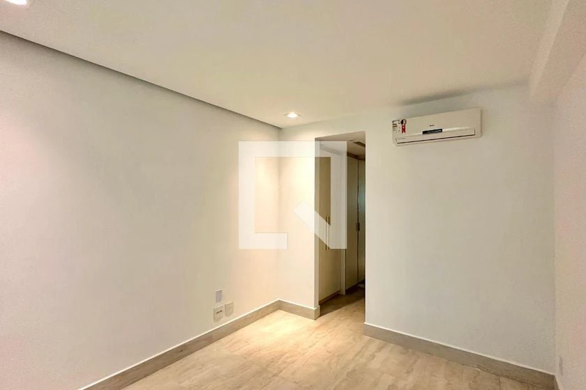 96 m² apartment with 2 en-suite bedrooms and 2 parking spots — photo 12
