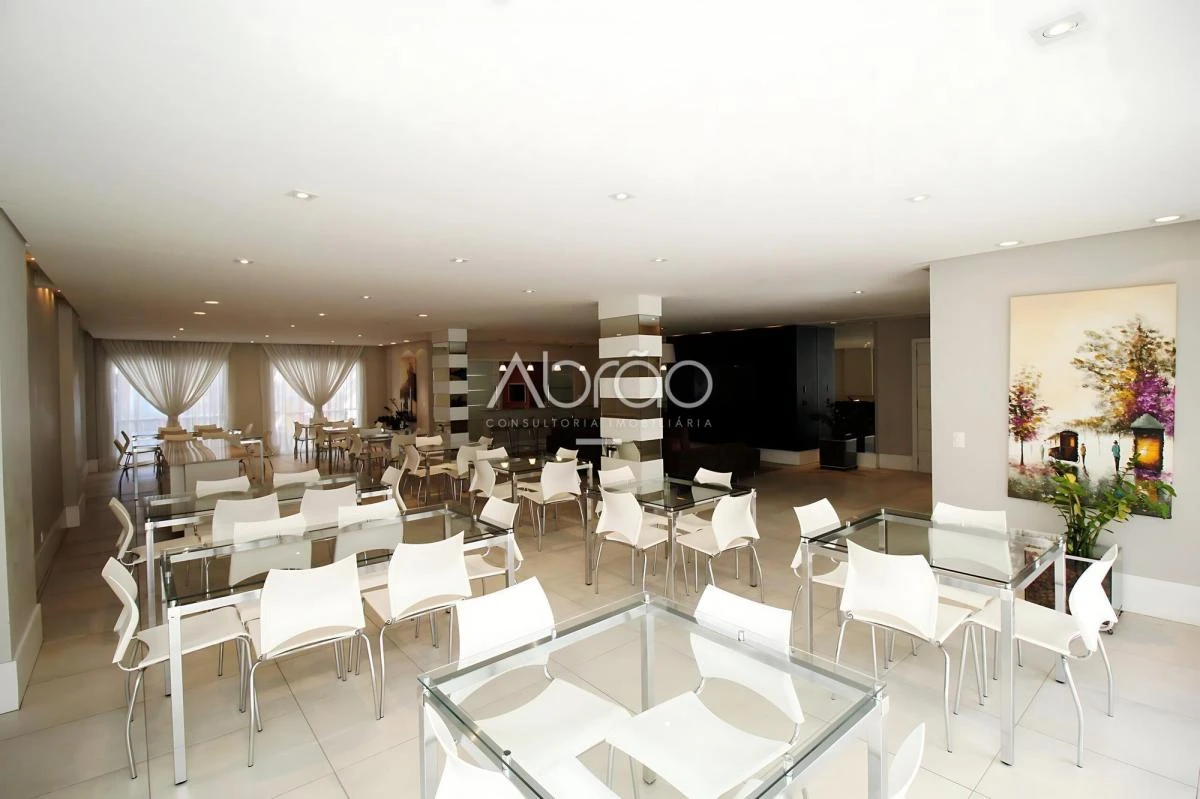 Spacious 3-bedroom apartment with 3 bathrooms — photo 47