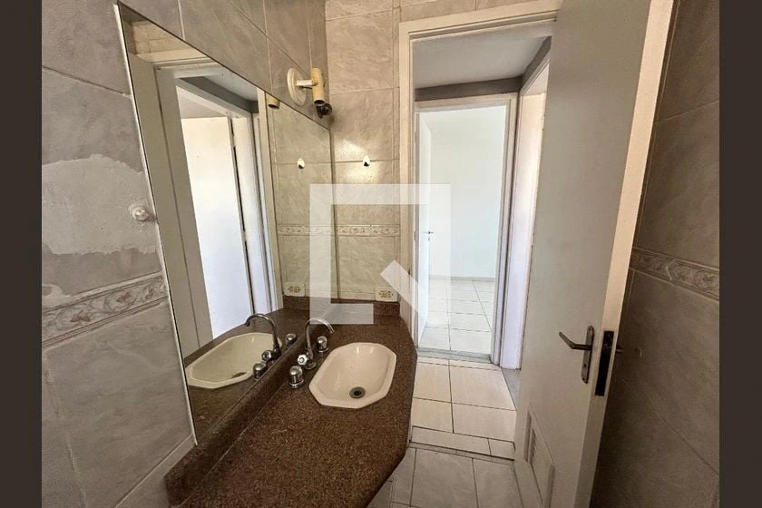 Квартира з 2 спальнями та кухнею з газовою плитою — photo 2