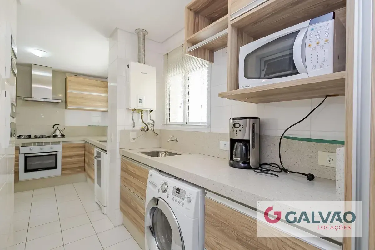 Квартира 185 м² з панорамними вікнами та заскленим балконом — photo 19