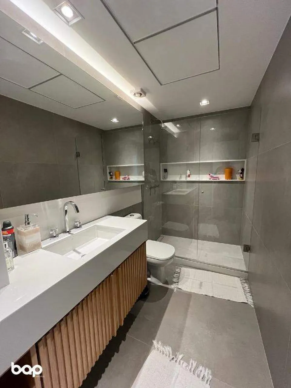 Furnished 3-bedroom apartment with a gas open-plan kitchen — photo 3