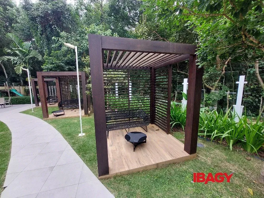 3-bedroom apartment with a grill on the balcony — photo 51