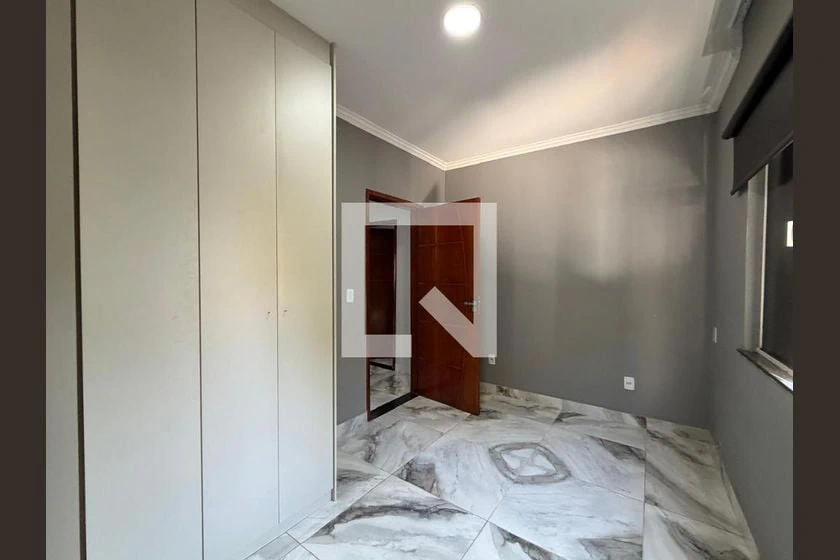 Casa sem mobília com 5 quartos e 350 m², com jardim — photo 8