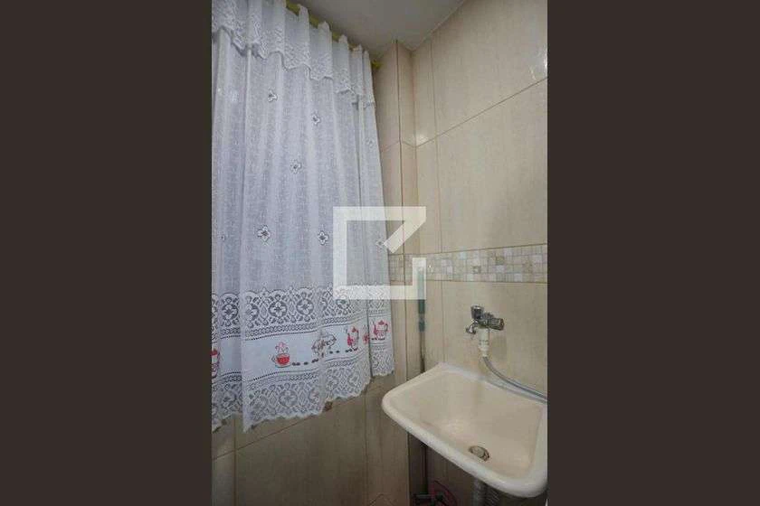 Furnished apartment with 2 bedrooms and a balcony — photo 29