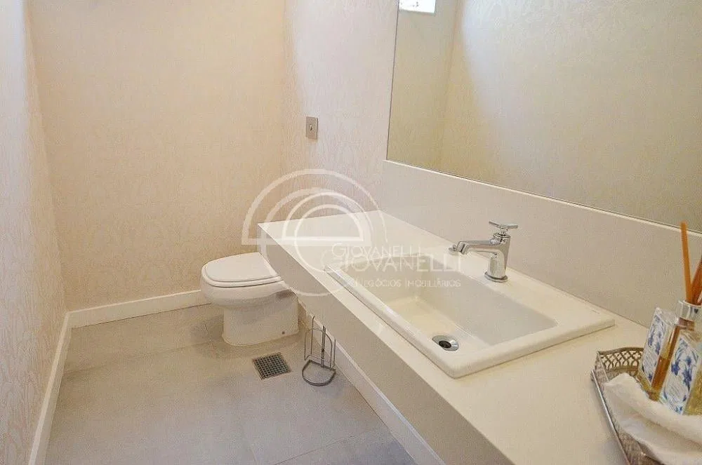 4-bedroom house with 4 en-suite bathrooms and balcony grill — photo 29