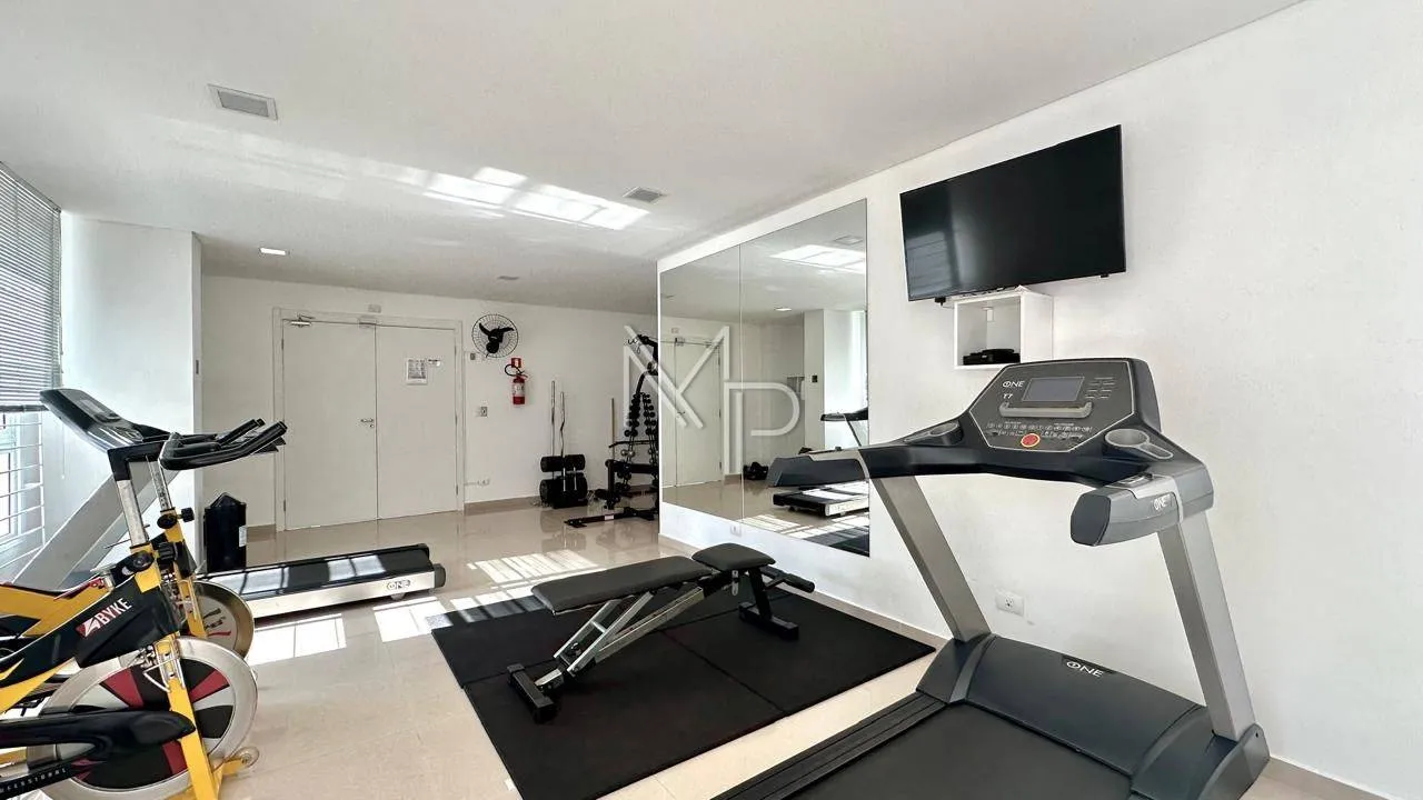 3-bedroom apartment with a grill on the balcony — photo 33