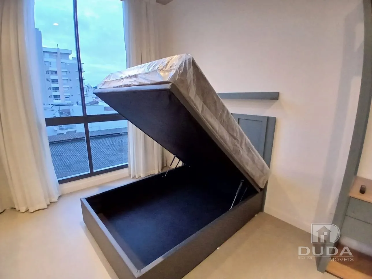 Furnished 1-bedroom apartment with balcony grill — photo 15