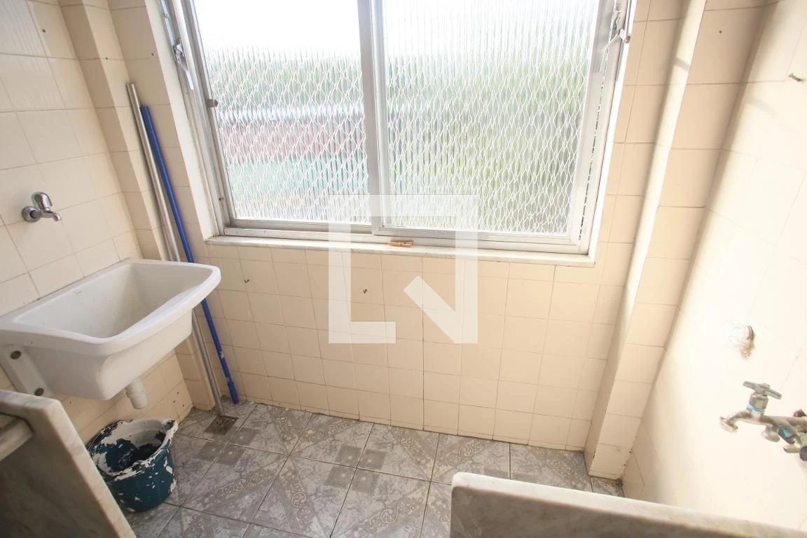 Rental apartment with 2 bedrooms and 1 bathroom — photo 11