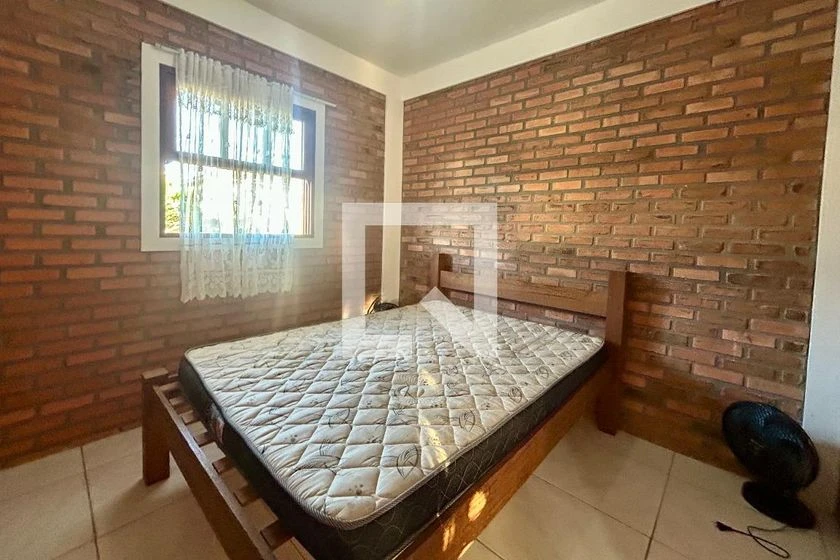 Apartamento amueblado de 2 dormitorios con balcón — photo 9