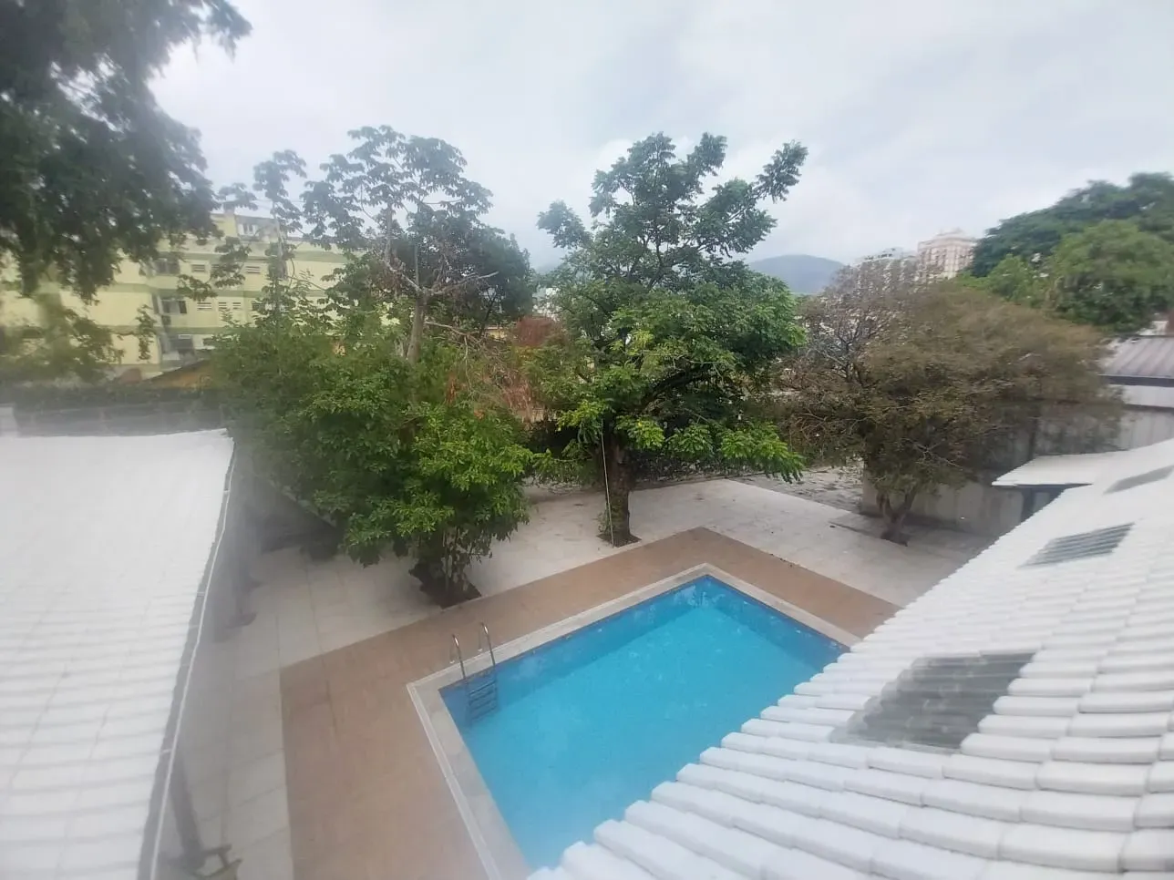 Furnished house with 4 en-suites, 7 baths and 600 m² — photo 29