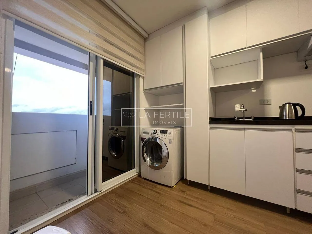 Furnished 1-bedroom apartment with 1 bathroom, 76 m² — photo 5
