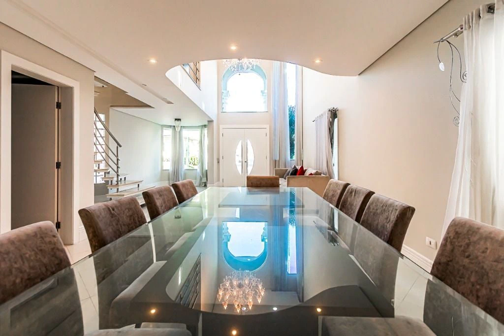 5-bedroom house with a private pool in Curitiba — photo 21