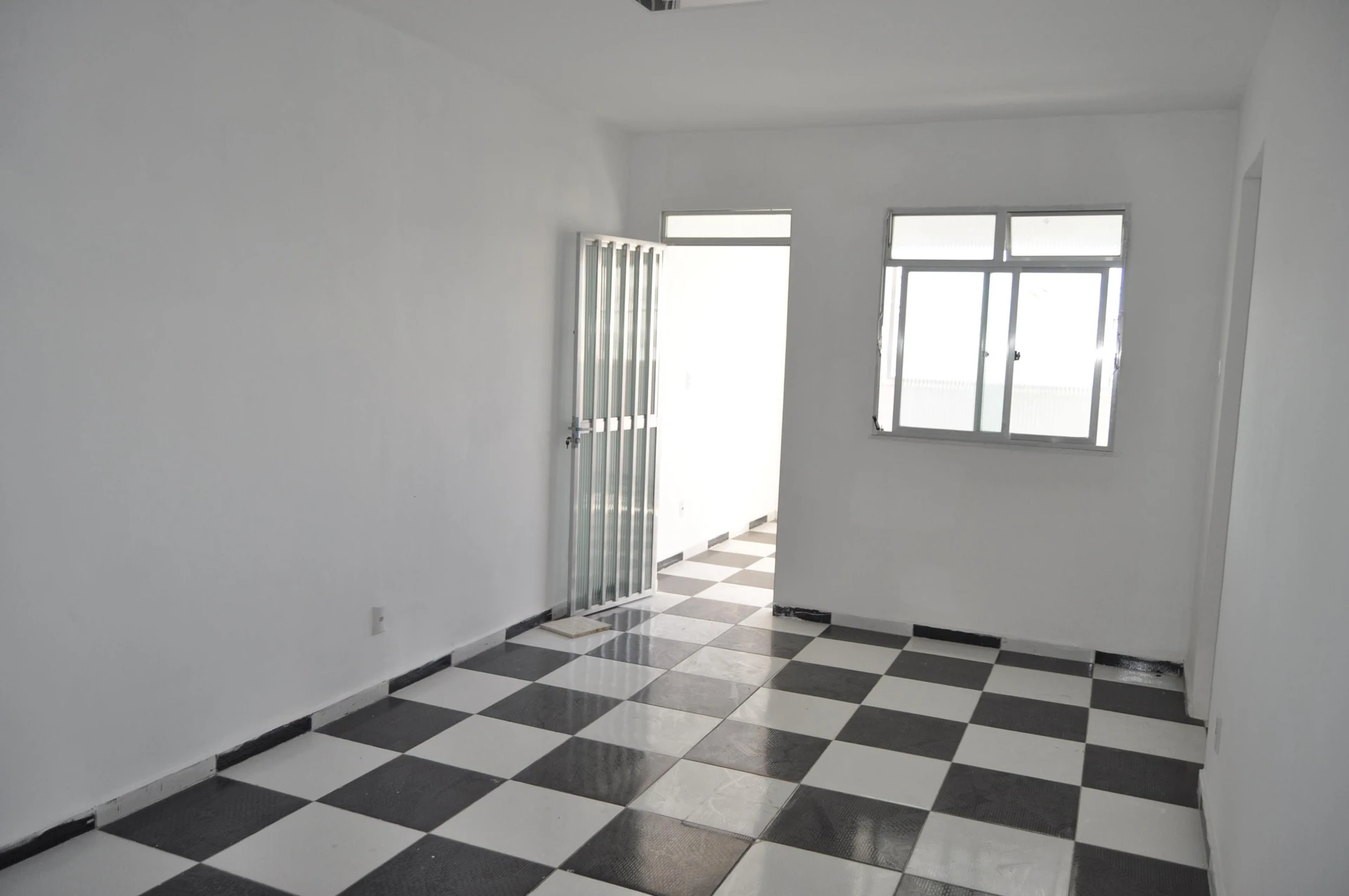 Rental house with 6 bedrooms and 4 bathrooms — photo 27