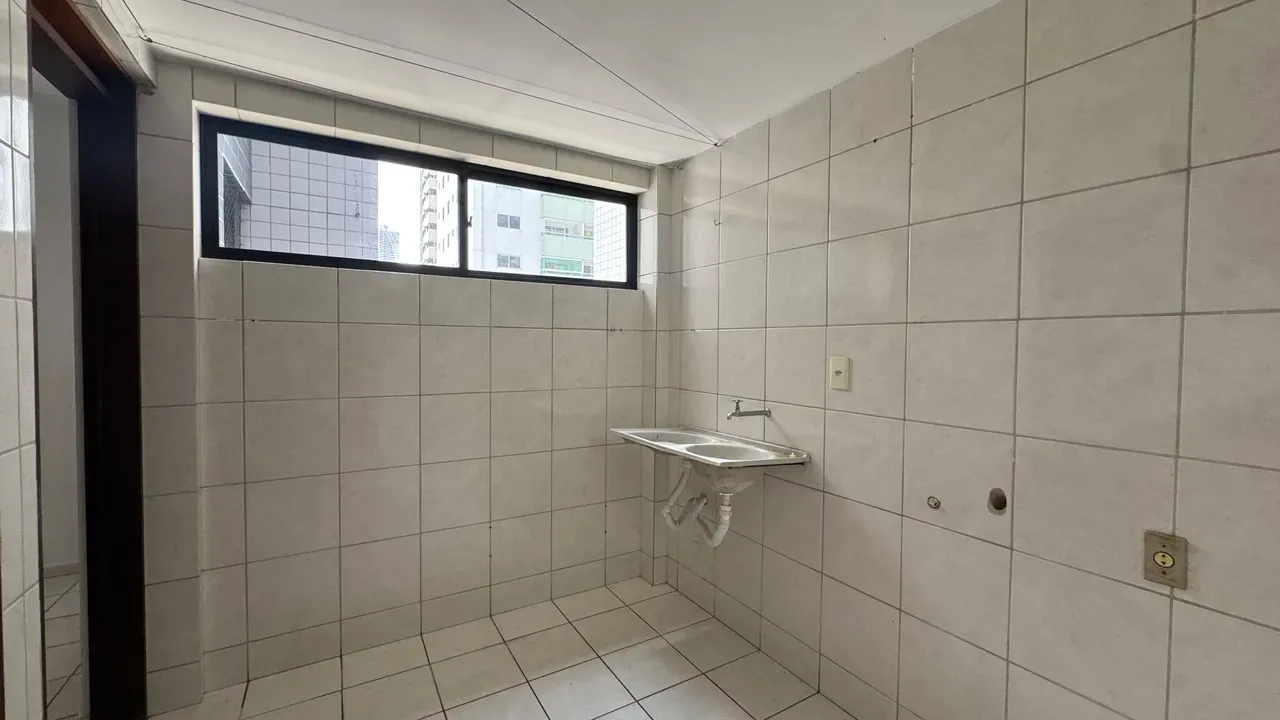 Квартира: 3 спальні, 2 з власною ванною кімнатою, 120 м² — photo 14