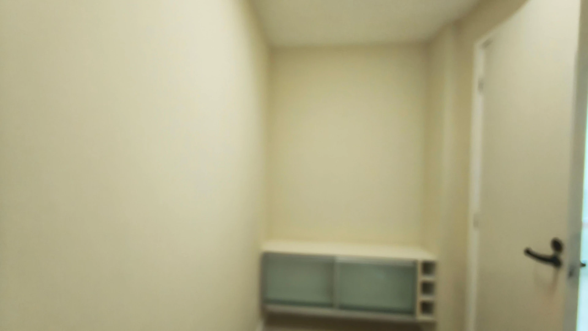 Rent-ready 2-bedroom apartment with balcony — photo 39